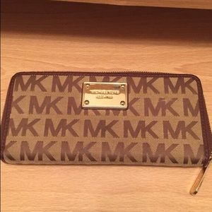 Michael Kors zip around wallet